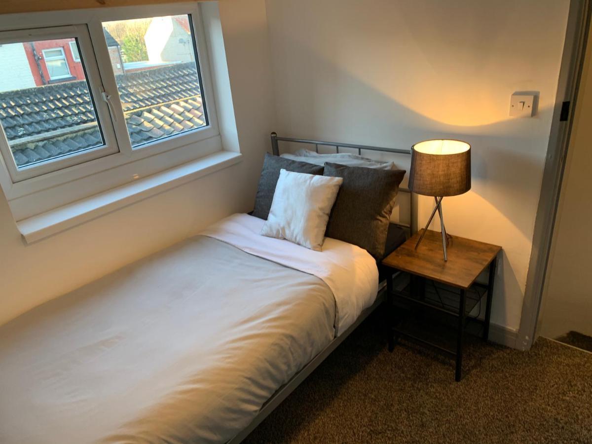 Cosy Cottage In Redcar - Workstays Uk Wilton  外观 照片