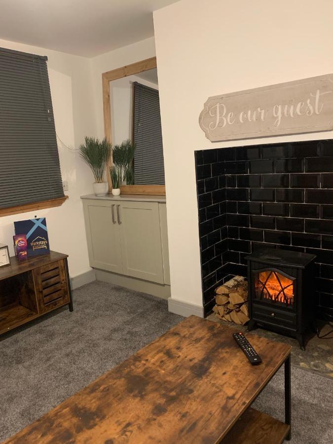 Cosy Cottage In Redcar - Workstays Uk Wilton  外观 照片